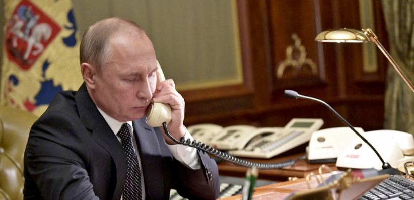 Путин и Макрон провели телефонные переговоры по ситуации на Украине